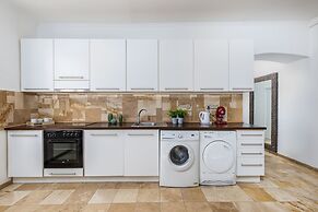 Real Apartments Andrassy