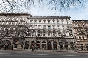 Real Apartments Andrassy