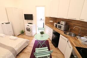 Real Apartments Anker koz