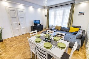 Real Apartments Kertesz