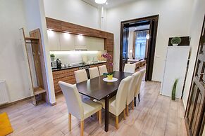 Real Apartments Klauzal