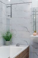 Real Apartments Lovag