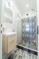 Real Apartments Lovag