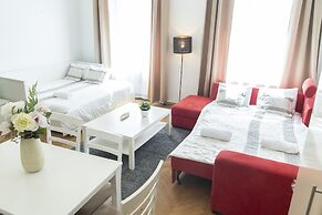 Real Apartments Revay