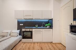 Real Apartments Vadasz