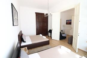 Real Apartments Wesselenyi 10