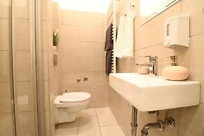 Real Apartments Wesselenyi 10