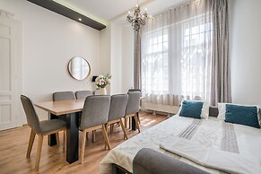 Real Apartments Zichy