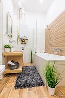 Real Apartments Zoltan