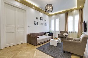 Real Apartments Zoltan