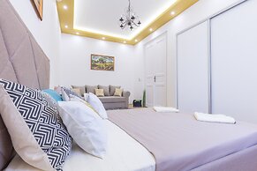 Real Apartments Zoltan