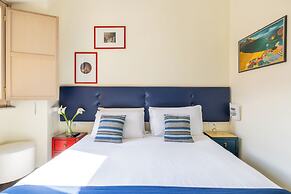 Superior Relais Temple View