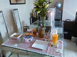 Bianca's House Hotel Heathrow Airport