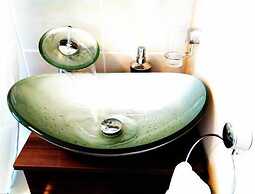 Bianca's House Hotel Heathrow Airport