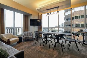 The Porter Portland, Curio Collection by Hilton