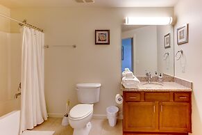 On the Columbia Vacation Apartments