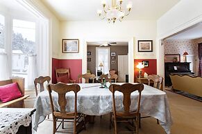 Rose Street Bed & Breakfast