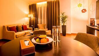 Carnelian By Glory Bower Hotel