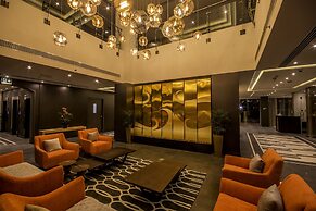 Carnelian By Glory Bower Hotel