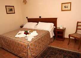 Hotel Bagno Santo