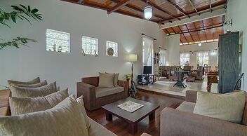 Hanthana Holiday Rooms