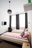 HOSTEL likeHome