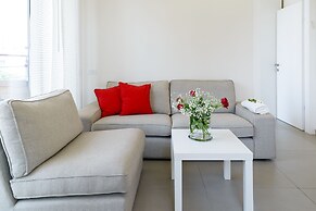 Beach & City Center by FeelHome