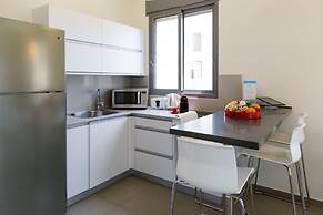 Beach & City Center by FeelHome