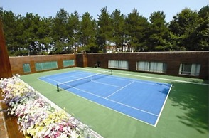 Taiping Lake Clove Garden Hotel