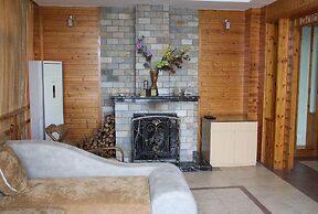 Taiping Lake Clove Garden Hotel