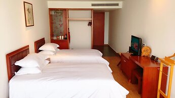 Taiping Lake Clove Garden Hotel