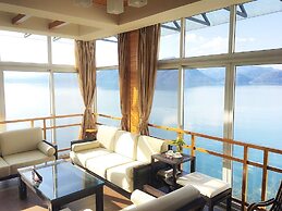 Taiping Lake Clove Garden Hotel