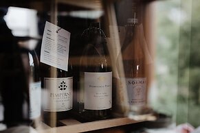 Kangaroo Ridge Retreat