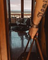 Kangaroo Ridge Retreat