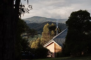 Kangaroo Ridge Retreat