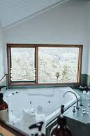 Kangaroo Ridge Retreat