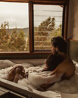 Kangaroo Ridge Retreat