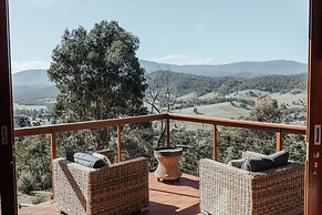 Kangaroo Ridge Retreat