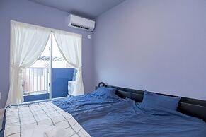 Snow ball Condominium