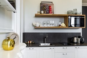 Boutique Apartment 26 16