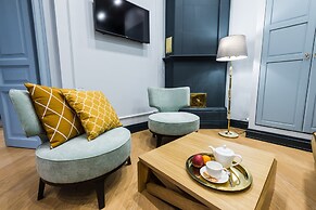 Boutique Apartment 26 16