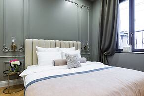 Boutique Apartment 26 16