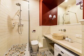 Boutique Apartment 26 16