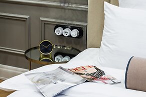 Boutique Apartment 26 16