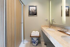 Prince Theatre Heritage Stay Hostel - Silom