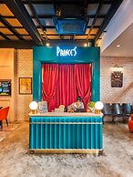 Prince Theatre Heritage Stay Hostel - Silom