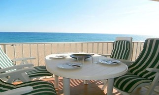 Apartment in Pals - 104793 by MO Rentals