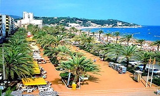 Villa in Lloret de Mar - 104819 by MO Rentals