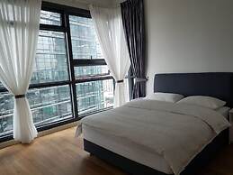 Kardean Intl at Vogue Suite