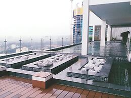 Kardean Intl at Vogue Suite